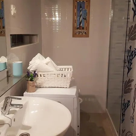Apartamento Natalia La Florida Apartment *